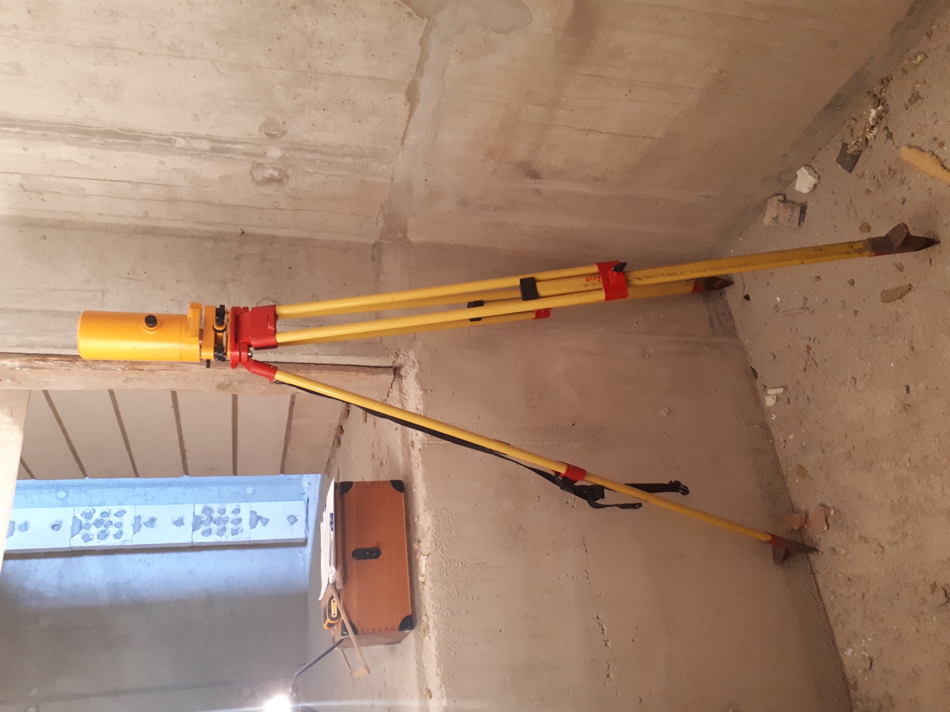 Pionowanie szybu windowego – GeoComplex Łódź